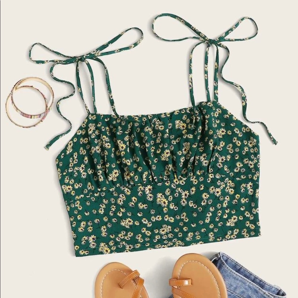 Green floral crop top